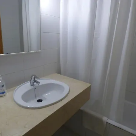 Catalina 2b Seafront Apartment *